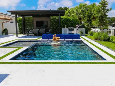BEST WAYS TO ENJOY YOUR POOL & KEEP THE UTILITY BILL DOWN