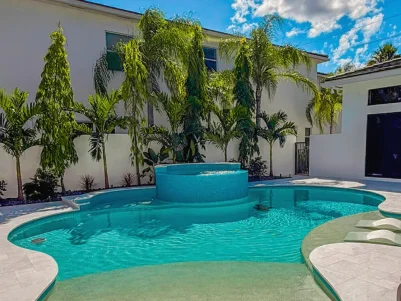 POOL FRIENDLY PLANTS